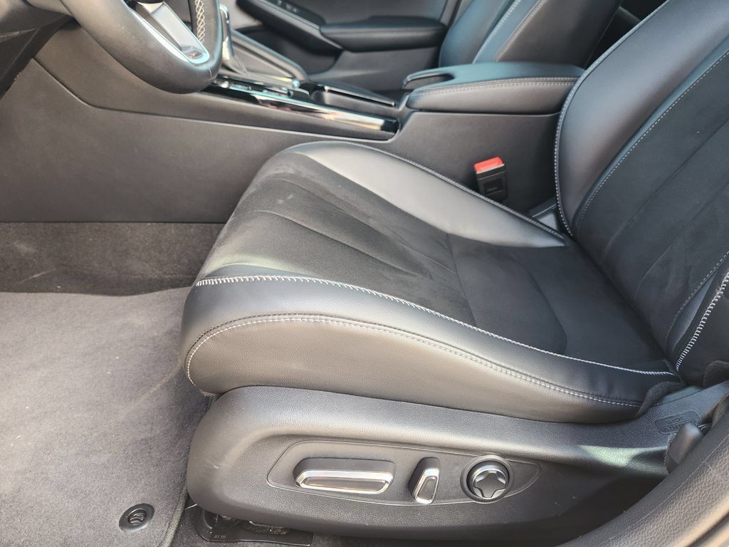 Used 2024 Acura Integra A-Spec w/ Technology Package FWD image 17