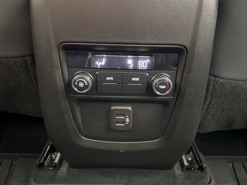 Certified 2023 Buick Enclave Essence image 24