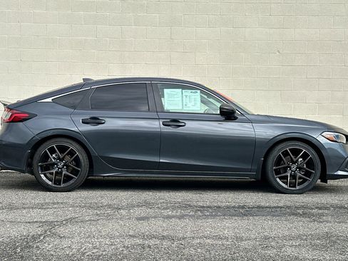 Used 2023 Honda Civic Sport Touring image 3