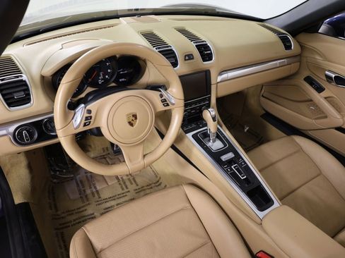 Used 2016 Porsche Boxster RWD image 18