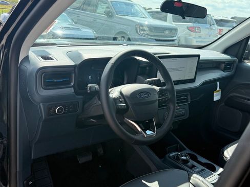New 2025 Ford Maverick Lobo image 4
