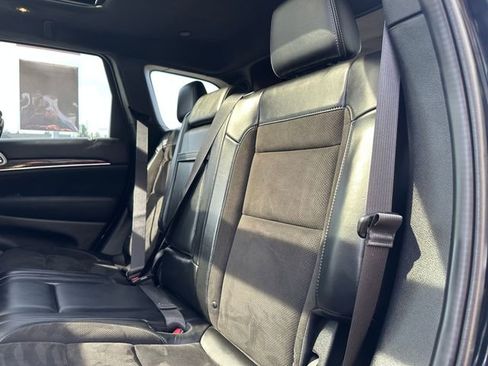 Used 2020 Jeep Grand Cherokee SRT AWD/4WD image 22