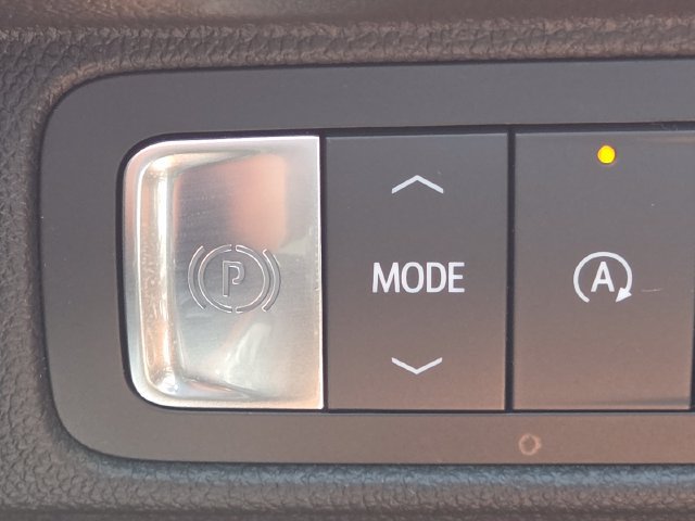 Used 2025 Chevrolet Traverse LT w/ LPO, Floor Liner Package FWD image 27