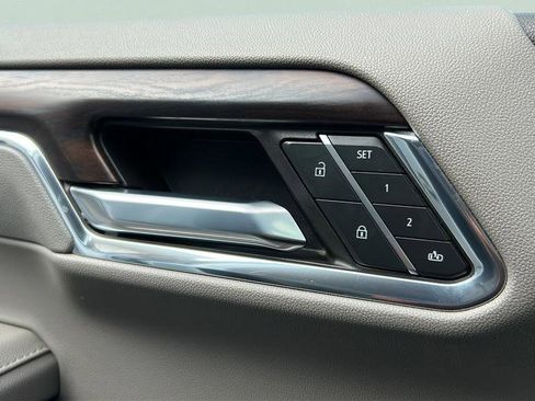 Used 2023 GMC Sierra 1500 SLT image 17