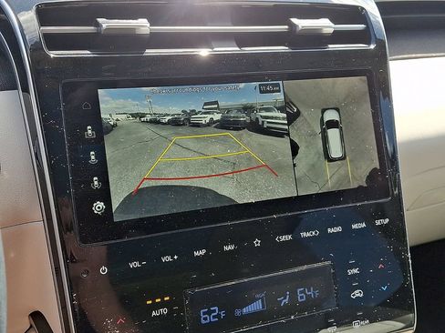 Used 2024 Hyundai Tucson Limited FWD image 19