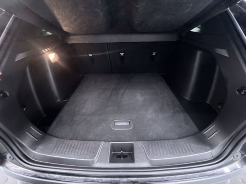 Used 2025 Chevrolet Trax RS w/ Sunroof Package image 39