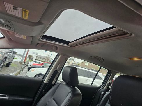 Used 2010 MAZDA MAZDA5 Grand Touring image 26