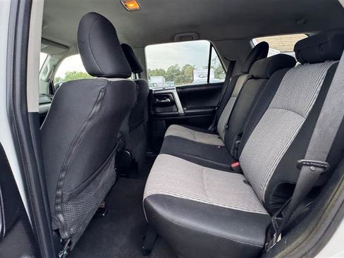 Used 2014 Toyota 4Runner SR5 AWD/4WD image 37