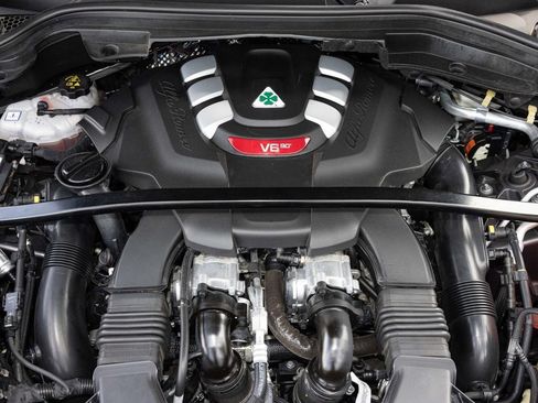 Used 2023 Alfa Romeo Stelvio Quadrifoglio w/ Active Assist Plus Package AWD/4WD image 78