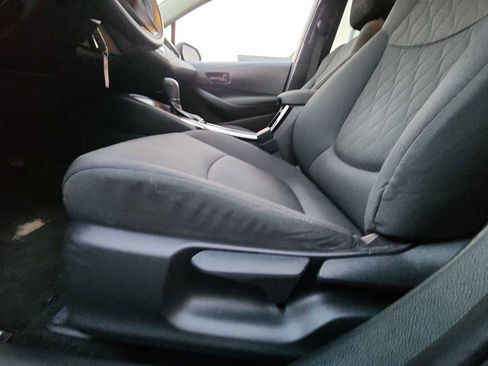 Used 2022 Toyota Corolla LE image 14