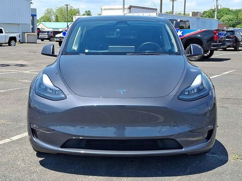 Used 2022 Tesla Model Y Performance AWD/4WD image 3
