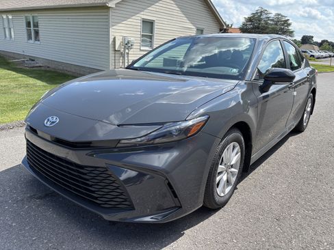 Certified 2026 Toyota Camry LE w/ Convenience Package FWD image 8