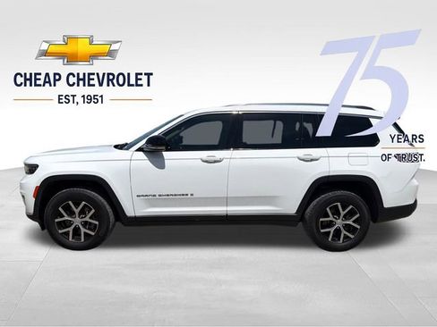 Used 2023 Jeep Grand Cherokee L Limited AWD/4WD image 3