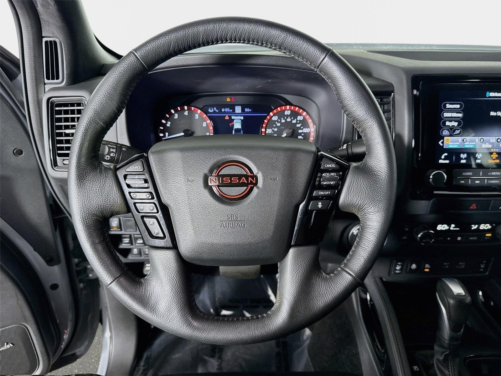 Certified 2022 Nissan Frontier PRO-4X w/ Pro-4X Premium Package AWD/4WD image 12