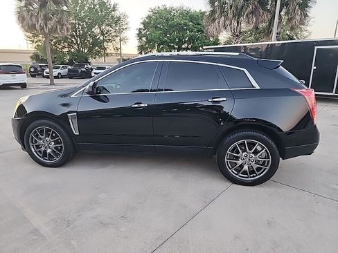 Used 2016 Cadillac SRX Performance w/ Midnight Edition Package image 6