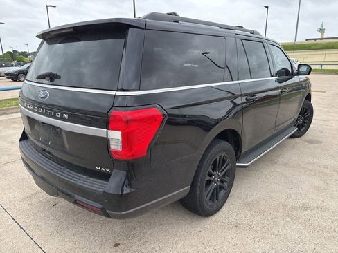 Used 2022 Ford Expedition Max XLT image 11
