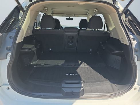 Used 2016 Nissan Rogue SV w/ SV Premium Package AWD/4WD image 15