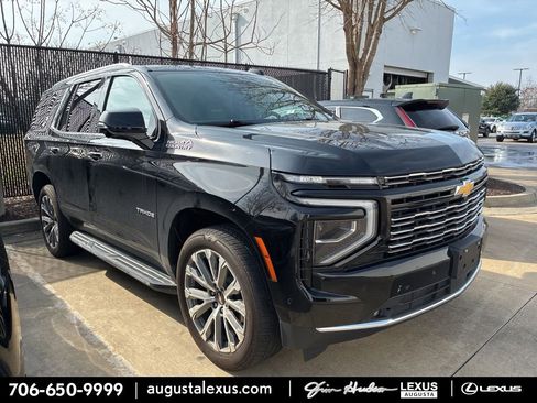 Used 2025 Chevrolet Tahoe High Country w/ Sun And Tow Package image 1