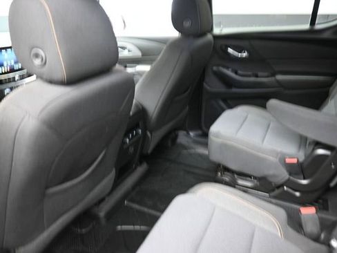 Used 2020 Chevrolet Traverse LT FWD image 24