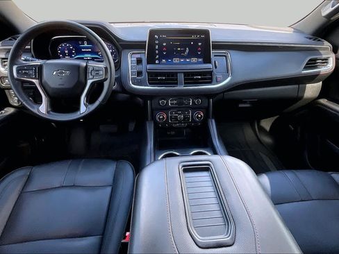 Used 2024 Chevrolet Suburban RST w/ Luxury Package AWD/4WD image 15