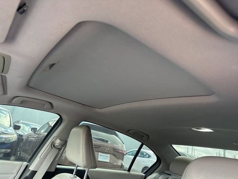 Used 2017 Honda Accord EX-L image 10