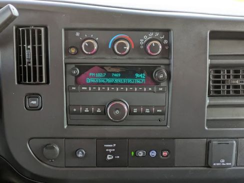 Used 2024 Chevrolet Express 3500 LS image 19