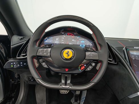 Certified 2025 Ferrari Roma Spider RWD image 38