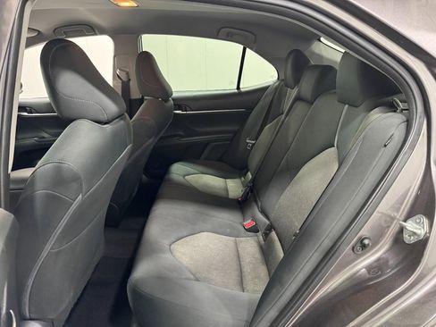 Used 2022 Toyota Camry LE image 8