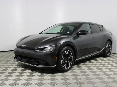 Used 2023 Kia EV6 Wind image 30