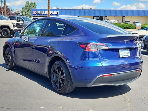 Used 2023 Tesla Model Y Long Range AWD/4WD image 4