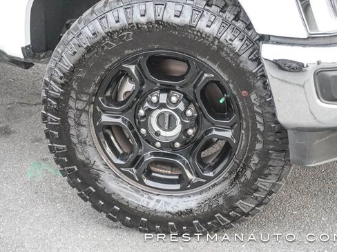 Used 2025 Ford F250 Lariat w/ Chrome Package image 11