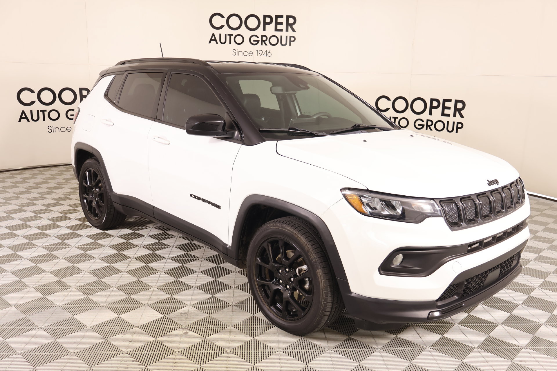 Used 2022 Jeep Compass Latitude FWD 360° Tour