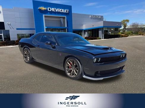 Used 2015 Dodge Challenger SRT Hellcat RWD image 1