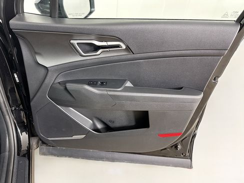 Used 2026 Kia Sportage LX FWD image 30