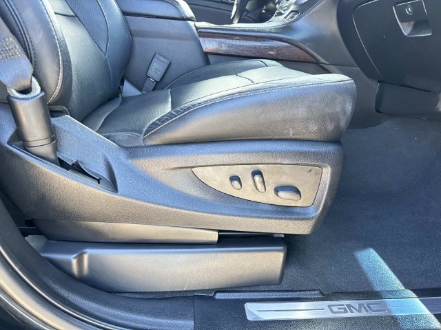 Used 2019 GMC Yukon XL SLT RWD image 12