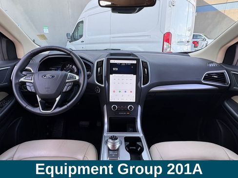 Used 2024 Ford Edge SEL w/ Convenience Package image 6