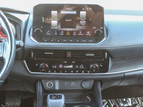 Used 2023 Nissan Rogue Platinum w/ Platinum Premium Package image 17