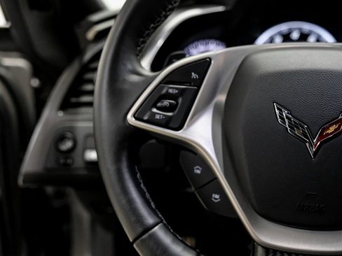 Used 2015 Chevrolet Corvette Z06 w/ 2LZ Preferred Equipment Group image 11