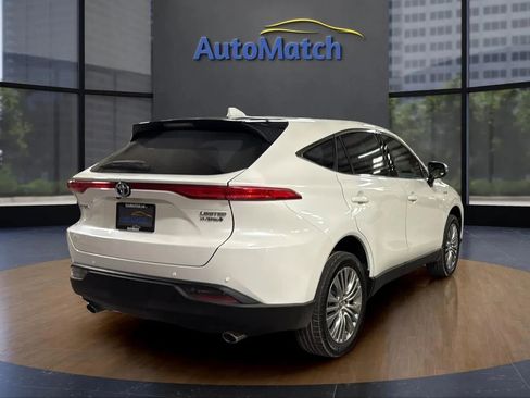 Used 2021 Toyota Venza Limited image 10