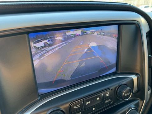 Used 2015 GMC Sierra 2500 SLE w/ SLE Preferred Package image 11