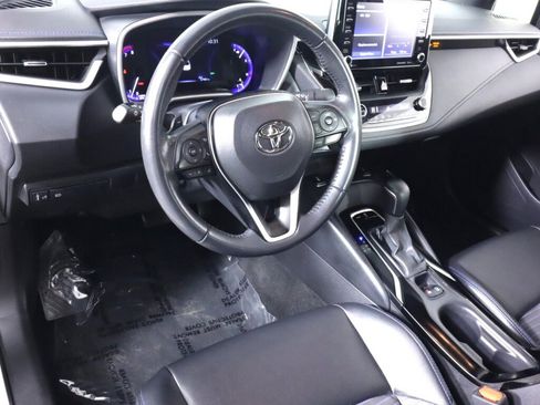 Used 2021 Toyota Corolla XSE FWD image 9