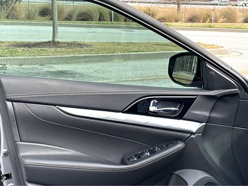 Used 2022 Nissan Maxima SV w/ Floor Mat Group image 10