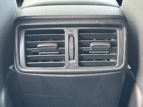 Certified 2021 Nissan Rogue Sport S FWD image 16