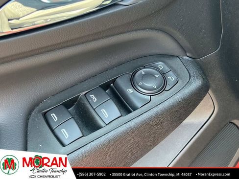 Certified 2024 Chevrolet Equinox LT FWD image 16