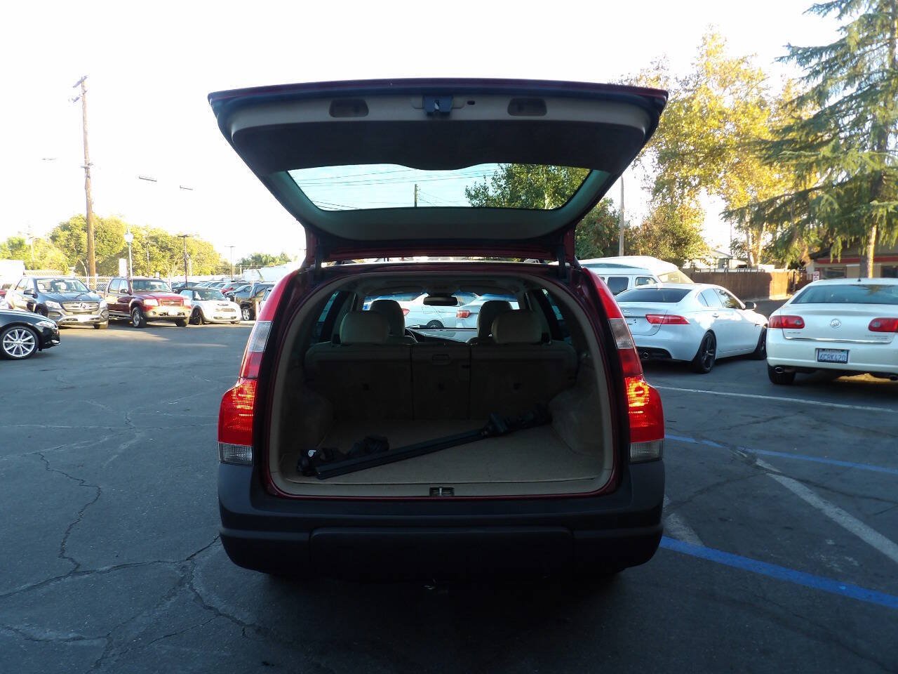 Used 2003 Volvo V70 AWD/4WD image 12