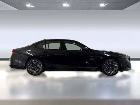 New 2026 BMW 530i w/ M Sport Package image 8