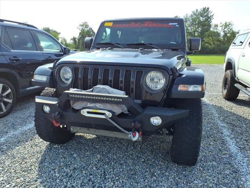 Used 2023 Jeep Wrangler Unlimited Rubicon w/ Cold Weather Group AWD/4WD image 4