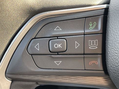 New 2026 Jeep Grand Cherokee Laredo RWD image 25