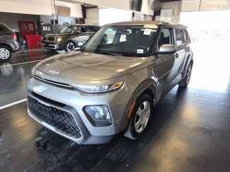 Used 2022 Kia Soul LX FWD video 1