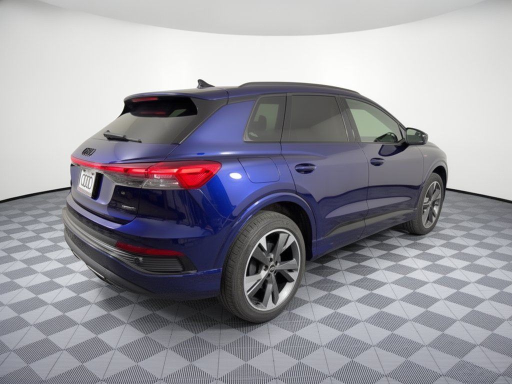 Used 2024 Audi Q4 e-tron Premium Plus AWD/4WD image 9